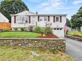 42 Upland Rd, Riverside, RI 02915