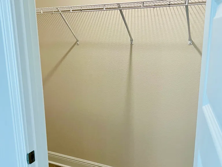 8634 Meadow Flower Ln — Photo 17