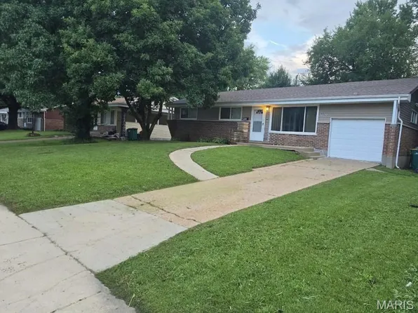 9842 Monarch Dr, Saint Louis, MO 63136