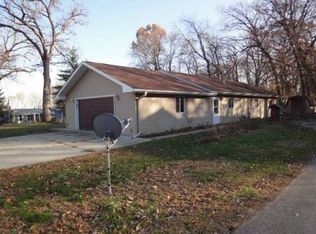 109 Oak St, Edgerton, WI 53534