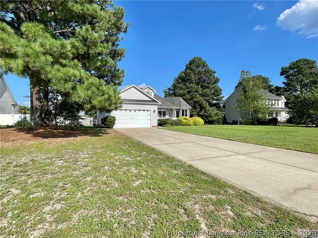 4 bed, 3.0 bath, 2196 sqft, $1,950 — Photo 3