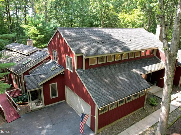 429 W Shadow Ln, State College, PA 16803