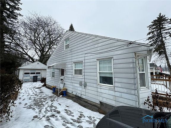 5th image of 4514 S Detroit Ave