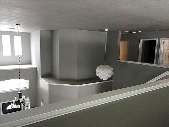 5th image of 1408 San Bernard Ct