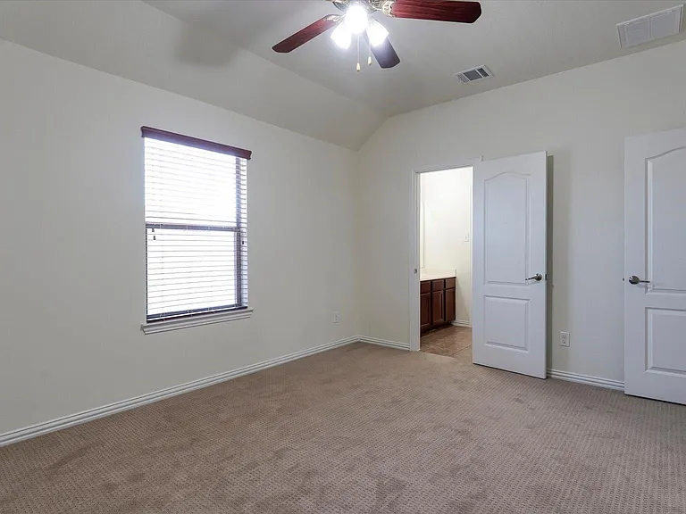 13202 Indigo Creek Ln — Photo 38