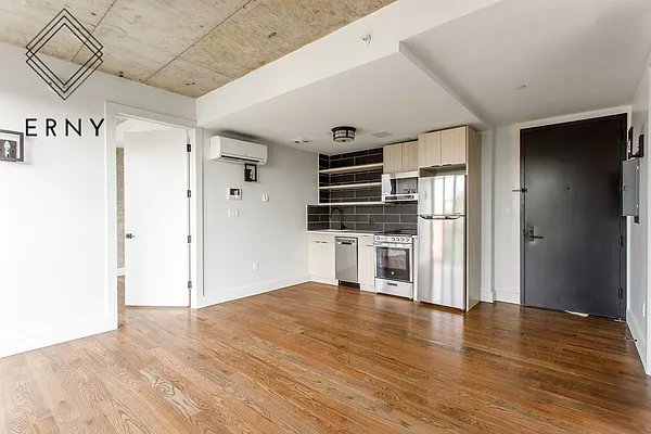 Rented by Pinn Realty | media 2