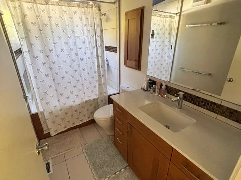 Bathroom #2
