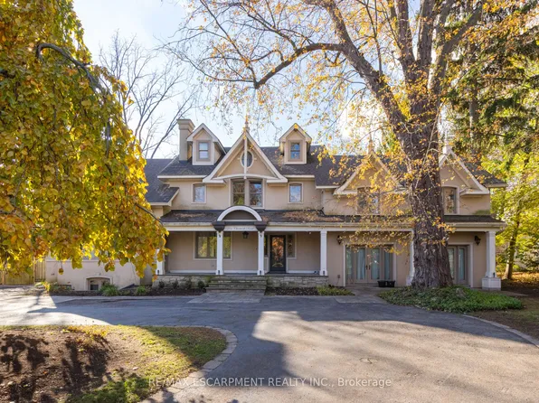 184 Chartwell Rd, Oakville, ON L6J 3Z8