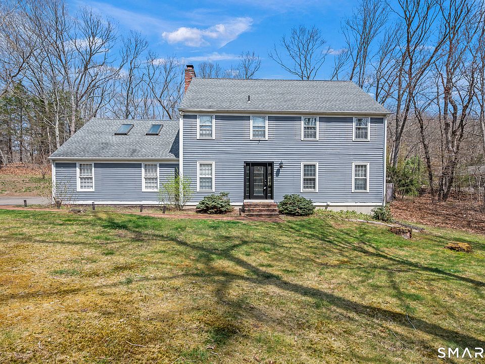 1st image of 271 Chestnut Hill Road