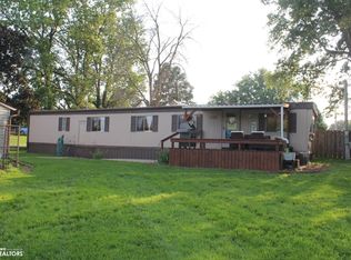 208 1st Ave SE, Rockford, IA 50468