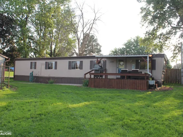 208 1st Ave SE, Rockford, IA 50468