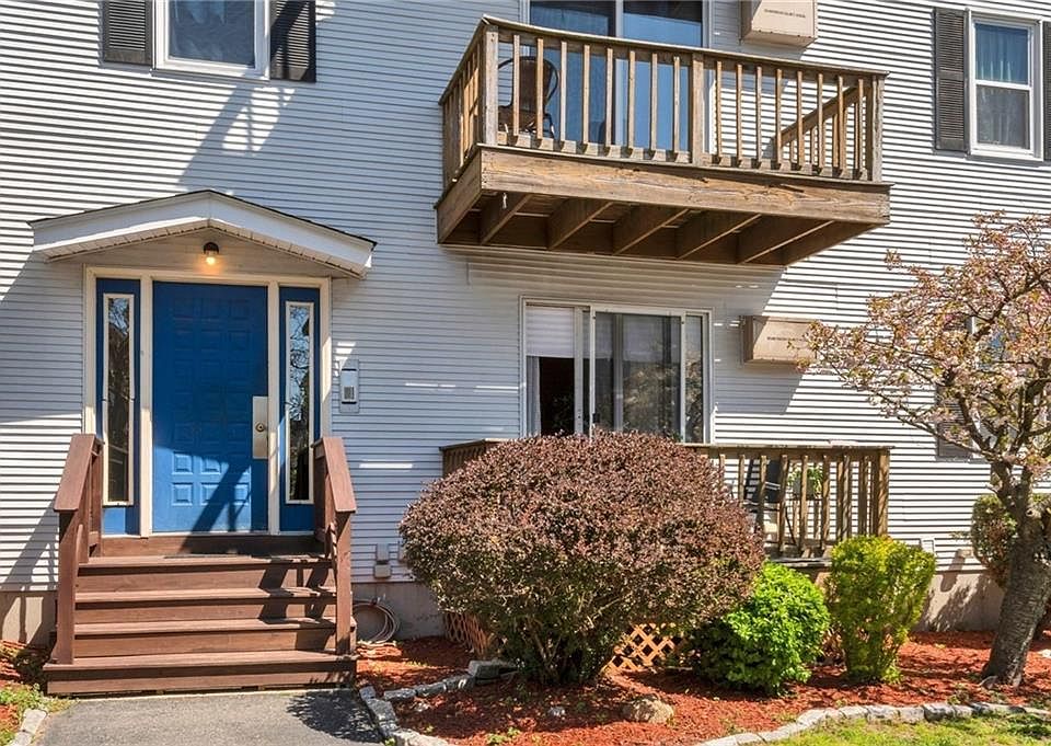 1st image of 434 Linden St APT 2