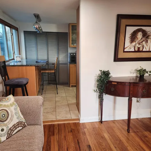 129 Bradley Ave Photo 1