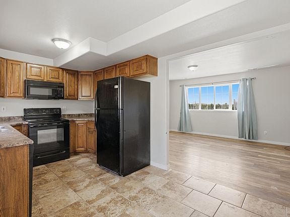 2nd image of 348 N Orchard Ln