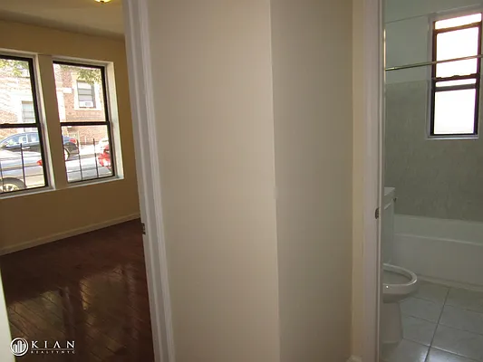 Rented by Kian Realty | media 20