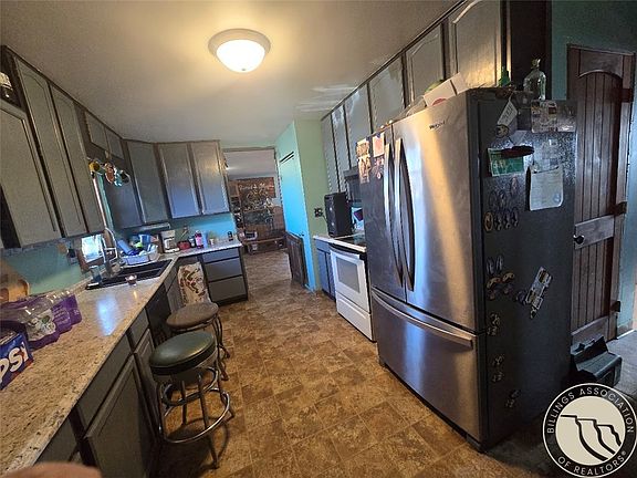 3rd image of 509 S 4th St W