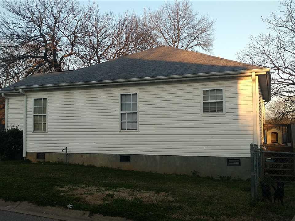 2nd image of 3 New Hope St