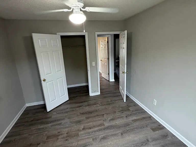 102 Nathan Cir NW #3 — Photo 4