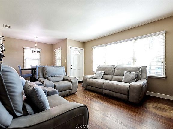 4th image of 901 N 10th Ave