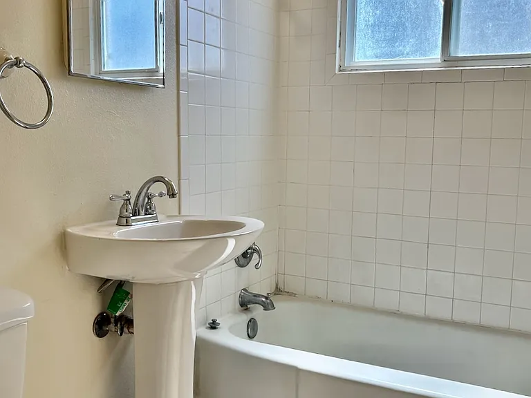 3525 Vail SE - A — Photo 13