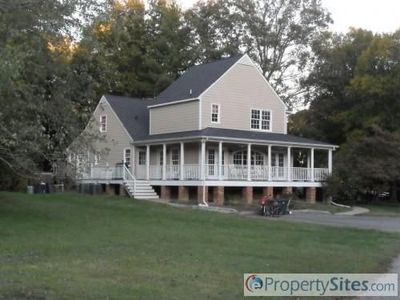 1520 Oak Grove Dr, Manakin Sabot, VA, 23103