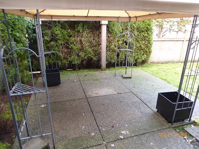 10934 Eastridge Dr NE — Photo 19
