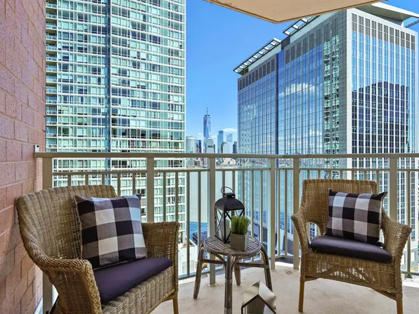 20 2nd Street image 24 of 43