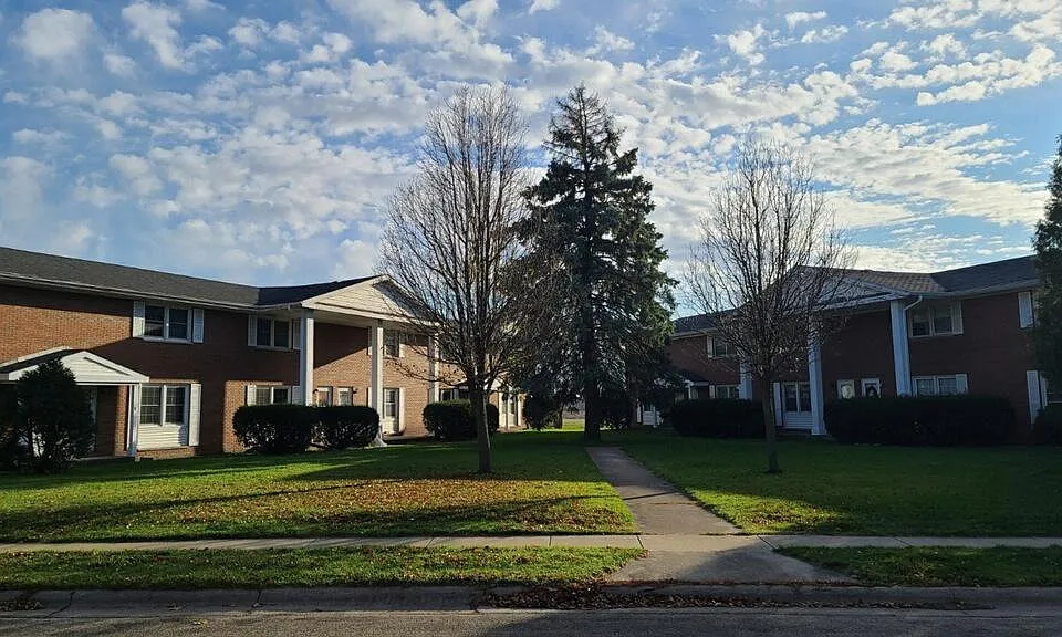 372 Irene Ave