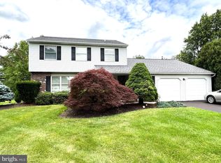 12 Beverly Rd, Perkasie, PA 18944