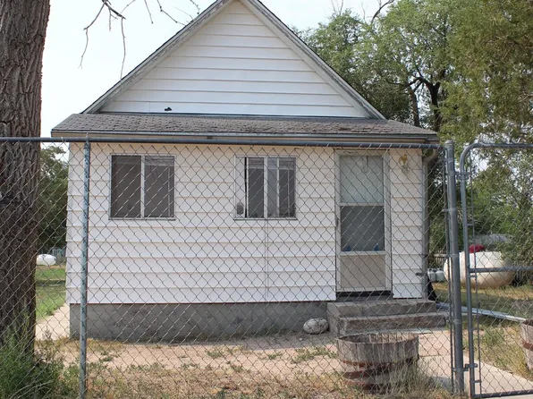 208 Cheyenne Ave, Grover, CO 80729