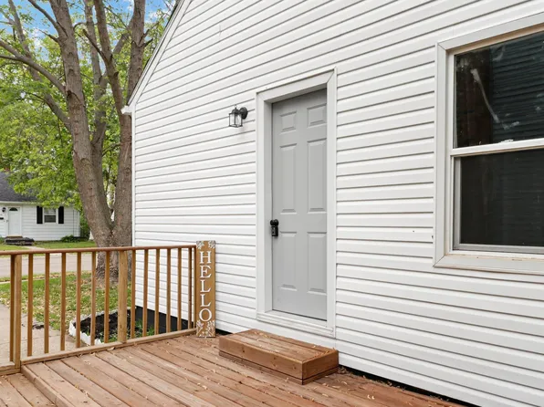 624 N Walnut St, Janesville, WI 53548
