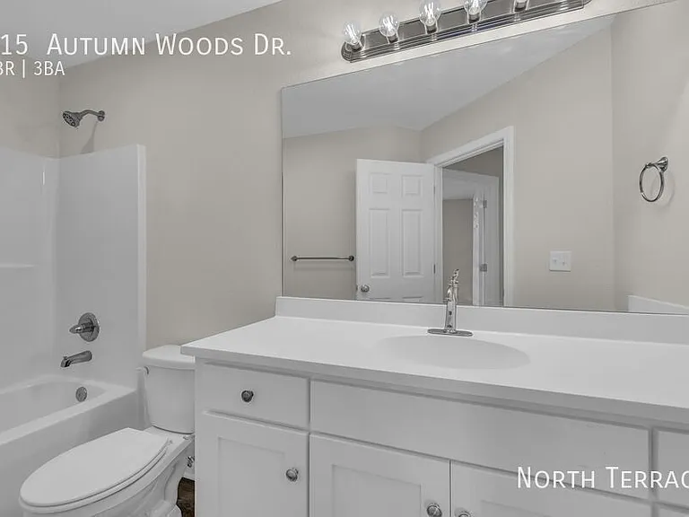 215 Autumn Woods Dr — Photo 15