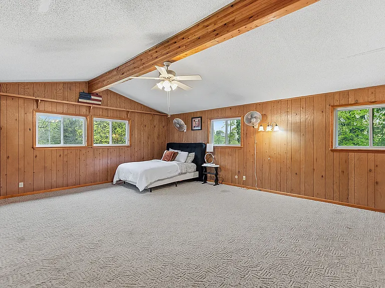 1392 Maple Grove Rd — Photo 25