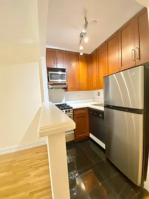 Rented by Corcoran | media 12