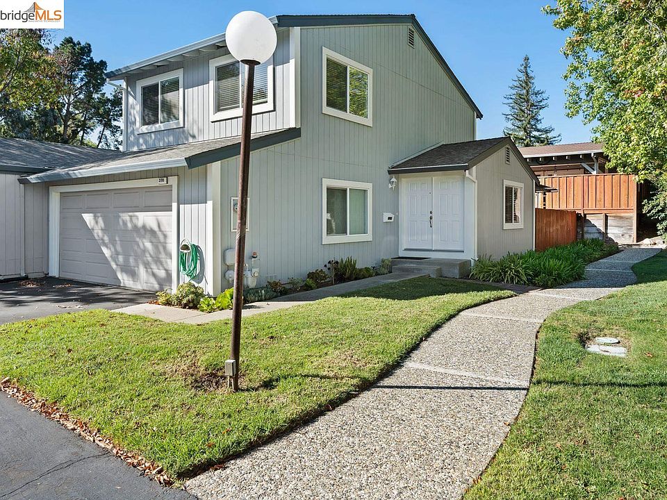 1st image of 370 Holiday Hills Dr