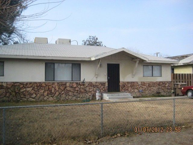 2nd image of 513 Villa St