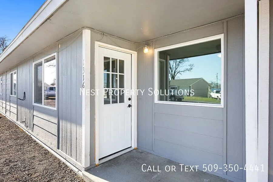 1316 Pershing Rd