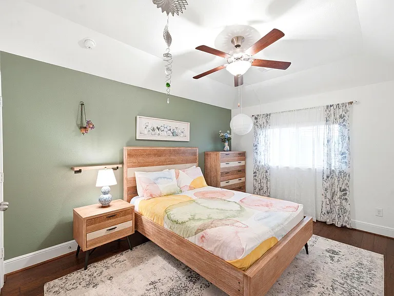 2239 Falcon Brook Dr — Photo 35