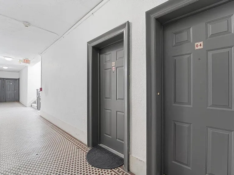 6045 Boulevard East #E4 — Photo 4