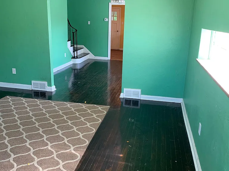 3031 Pioneer Ave #1 — Photo 12