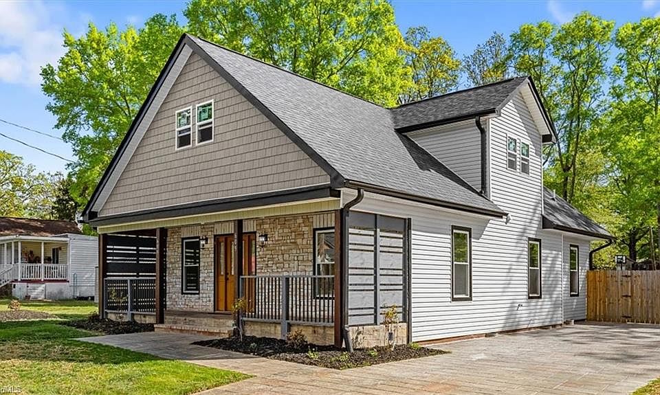 1st image of 609 Unity St