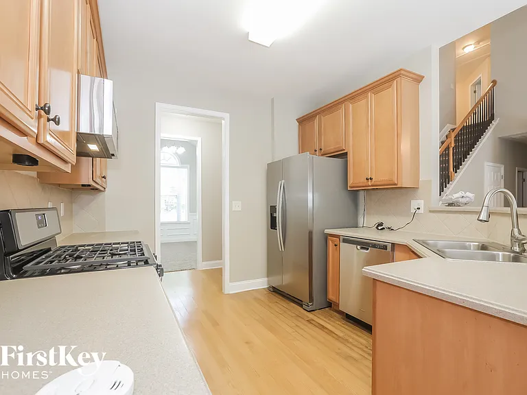 495 Roland Manor Dr — Photo 5
