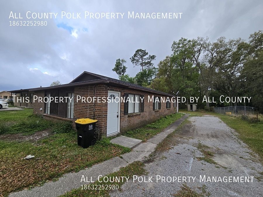 1st image of 628 Pineville Ln