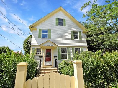 25 Annandale Rd, Newport, RI, 02840