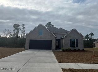 15136 High Point Dr, Gulfport, MS 39503