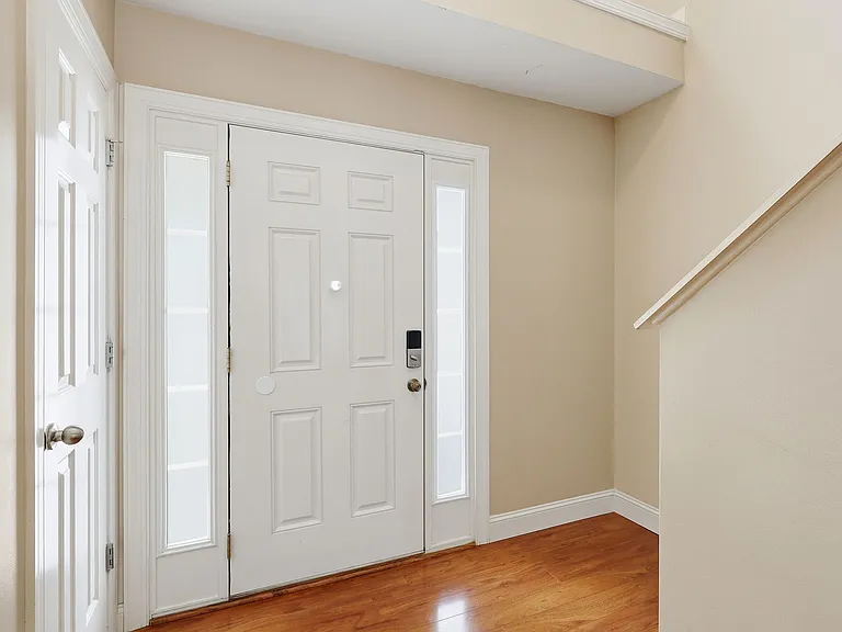 720 Pyracantha Dr — Photo 18