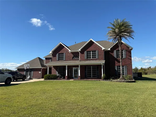 8703 Tumblewood Dr, Beach City, TX 77523
