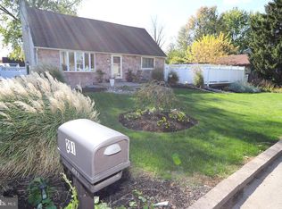 201 Castello Ave, Hatboro, PA 19040