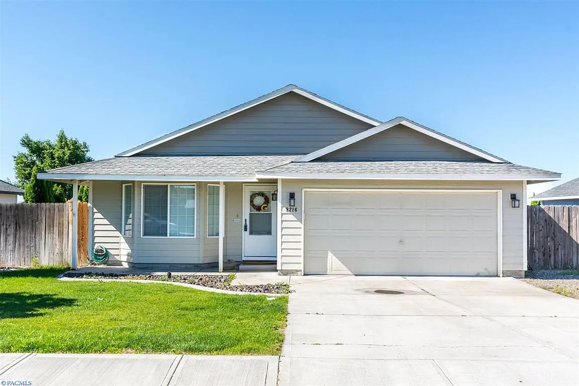 8216 Quadra Dr photo 1
