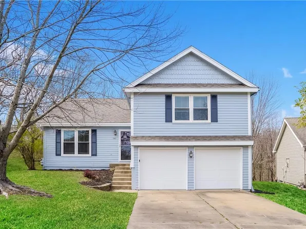 1025 NW 62nd Ter, Kansas City, MO 64118